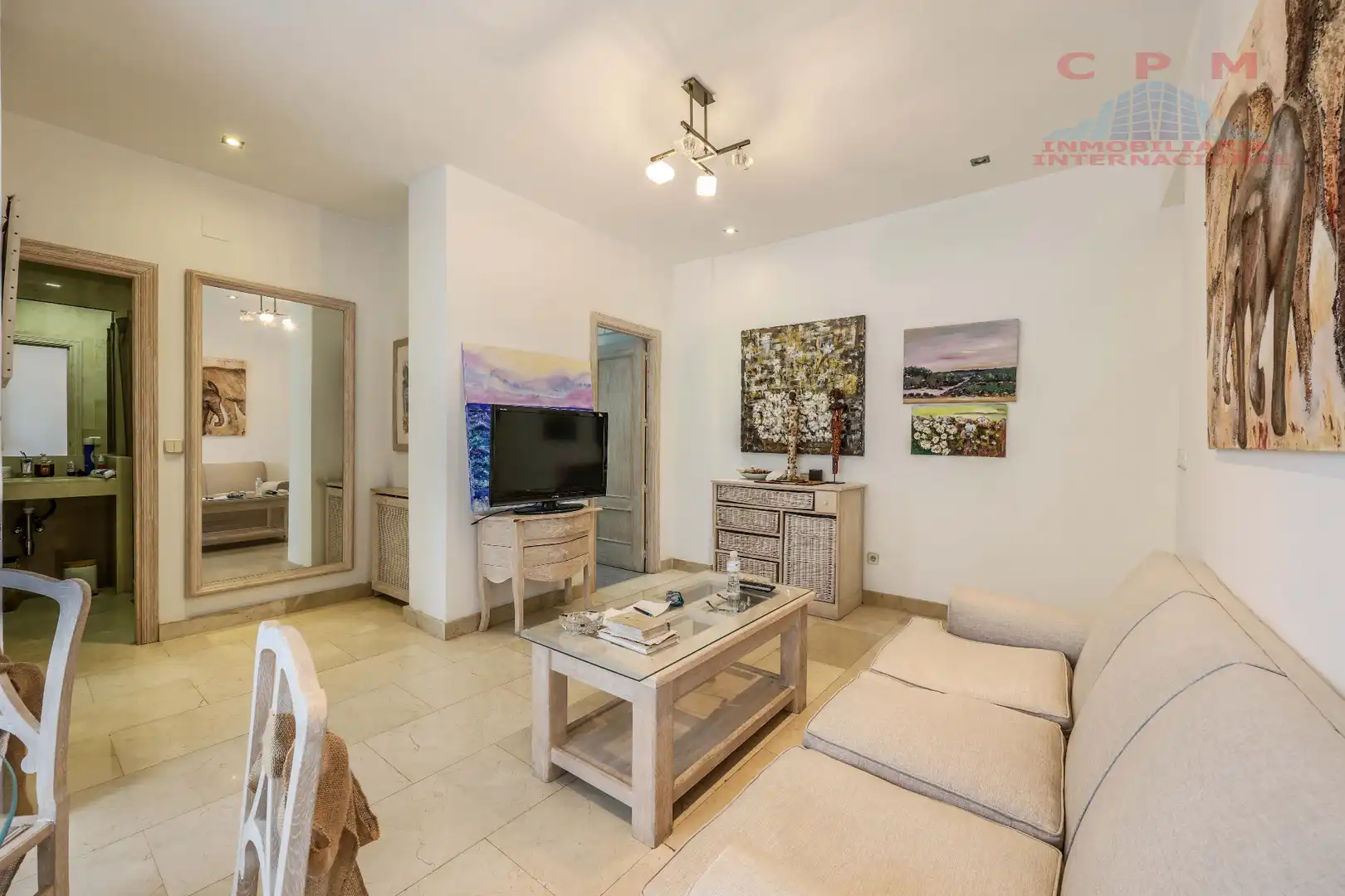 Living room of Flat for rent in Madrid  with Air Conditioner, Heating and Parquet flooring