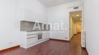 Flat for sale in  Barcelona Capital  with Air Conditioner, Heating and Alarm