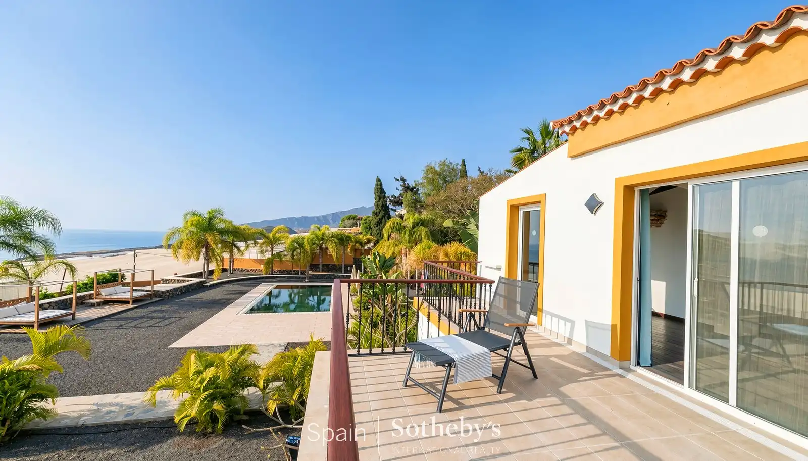 Vista exterior de Casa o chalet en venta en Los Llanos de Aridane con Aire acondicionado, Calefacción y Jardín privado