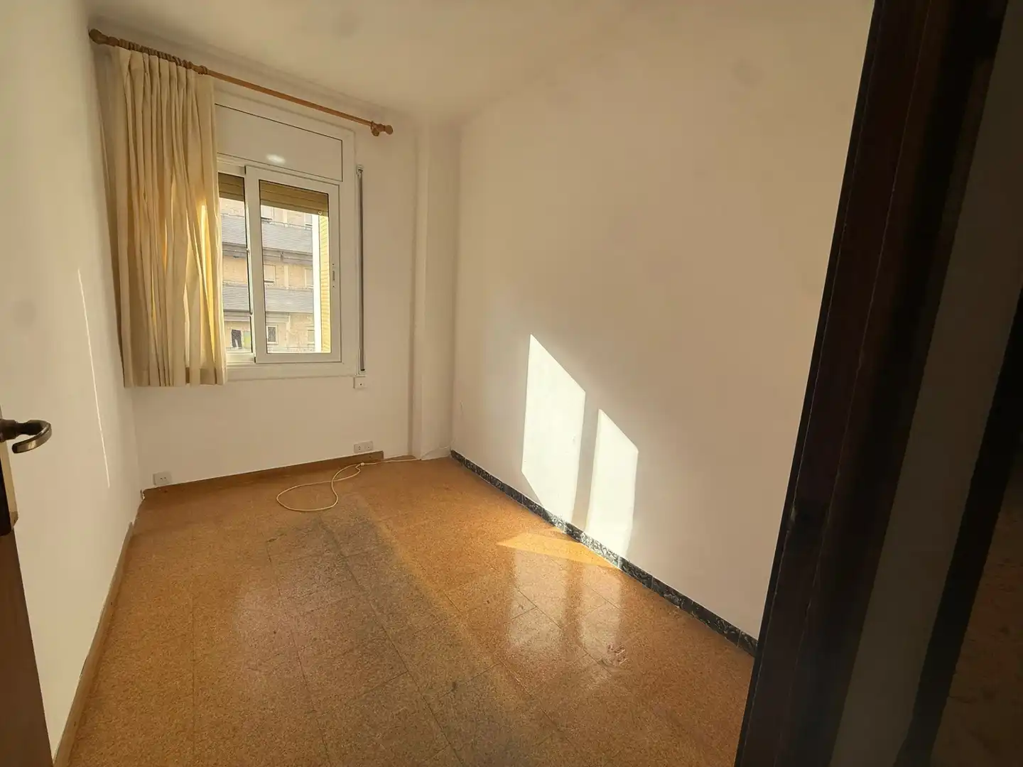 Bedroom of Flat for sale in Barcelona  with Air Conditioner