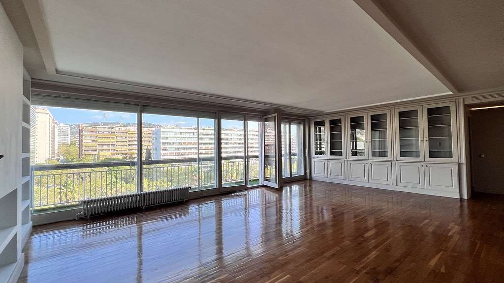 Living room of Flat to rent in  Barcelona Capital  with Air Conditioner and Heating