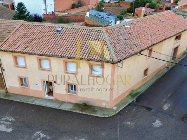 Casa-chalet en Venta en Zotes del Páramo