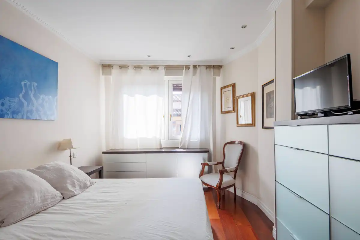 Piso con terraza en venta en Calle General Vara de Rey, imagen 7