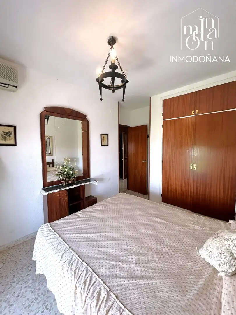Habitación de Apartamento en venta en Almonte con Aire acondicionado, Terraza y Amueblado