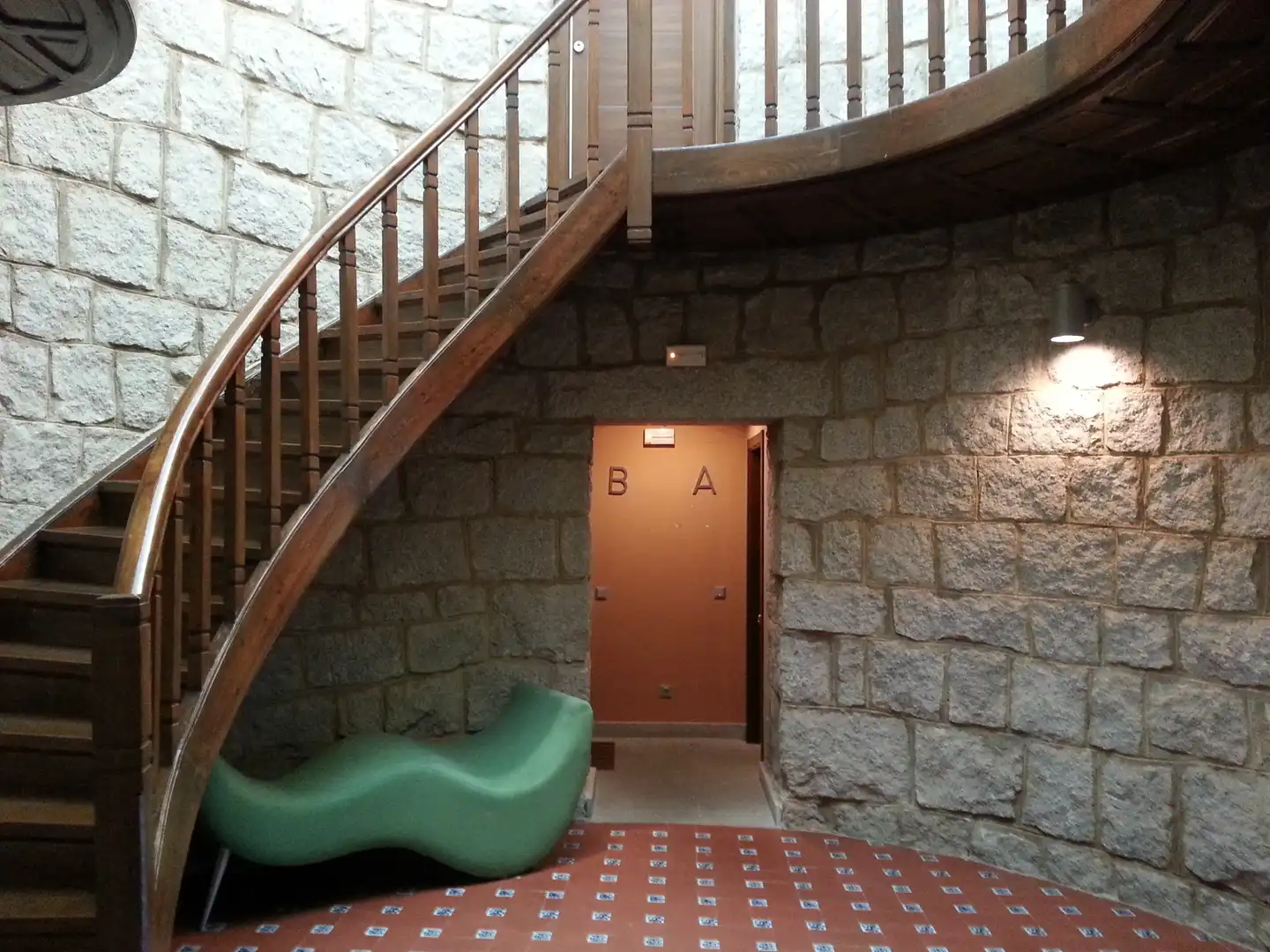 Maisonette zur Miete in Torrelodones mit Heizung, Privatgarten und Möbliert