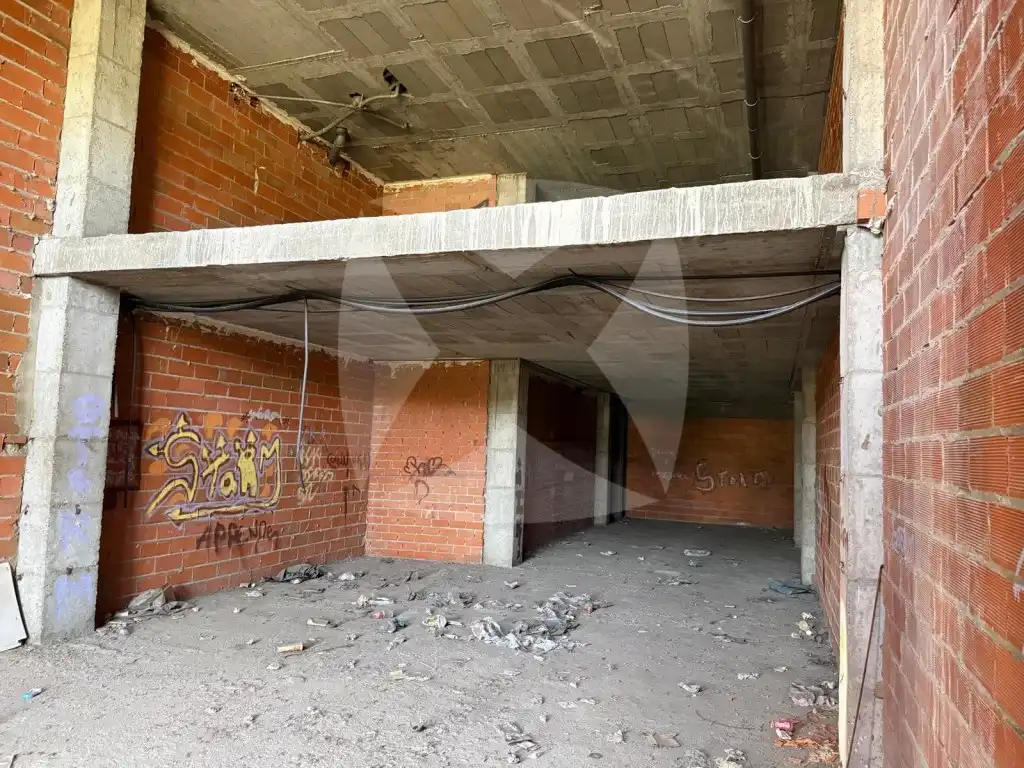Local comercial en venda a Avenida Elvas, imagen 7
