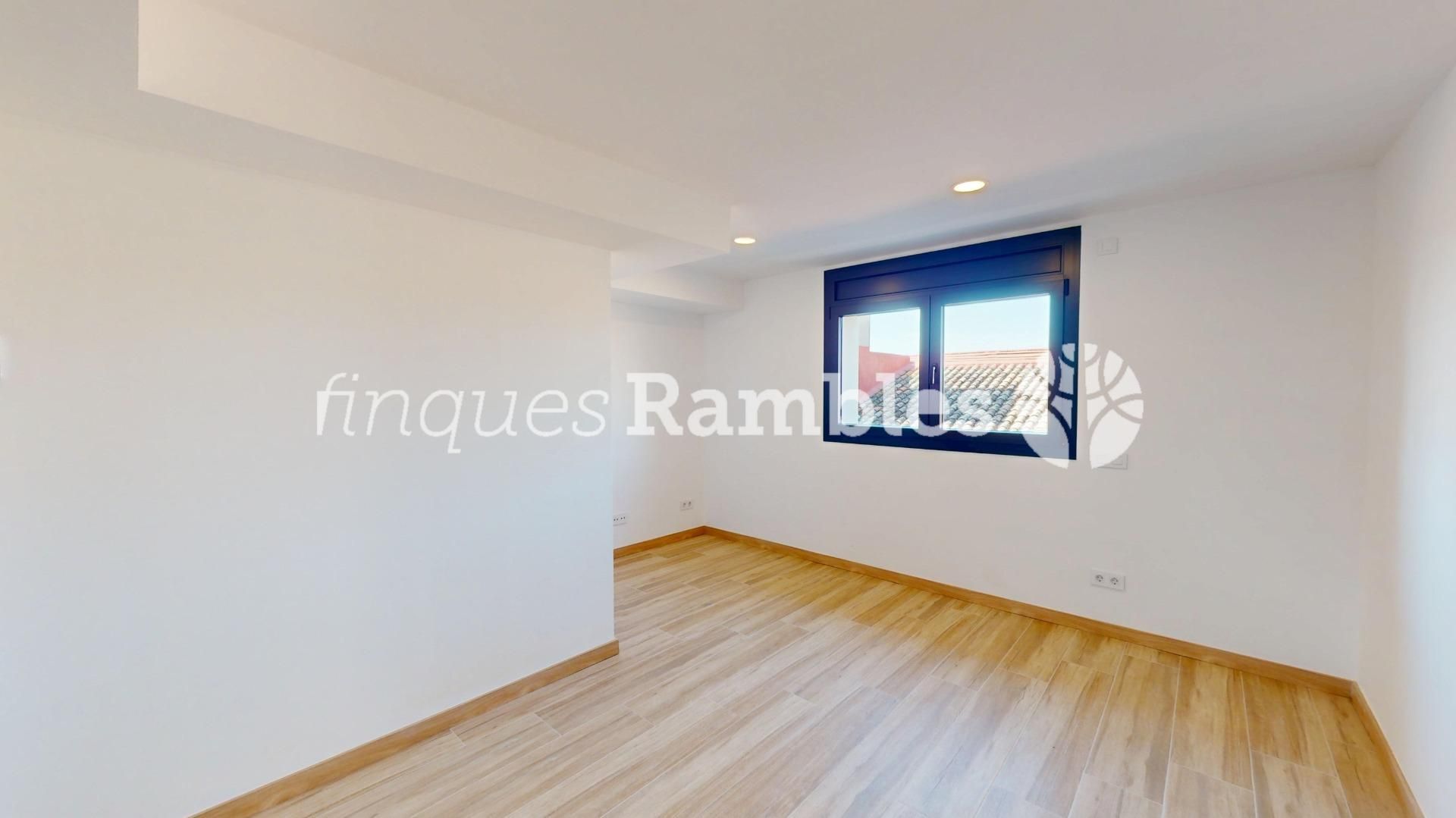 Bedroom of Flat for sale in Igualada  with Heating