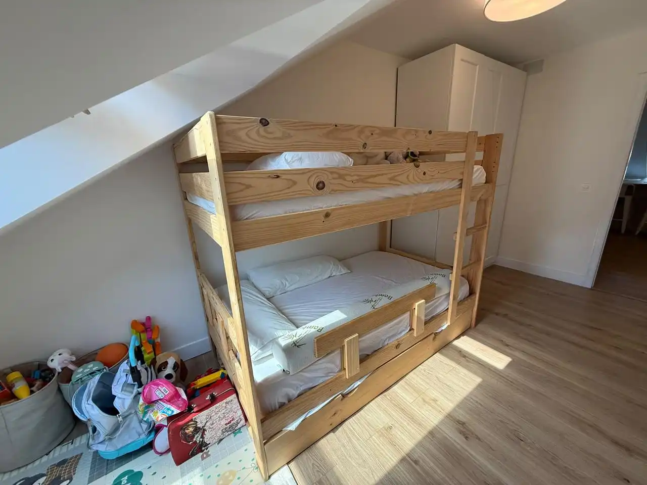 Bedroom of Flat for sale in Castro-Urdiales  with Heating, Parquet flooring and Storage room