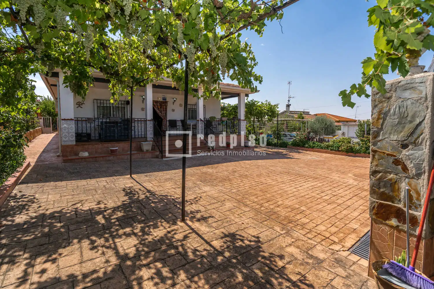 Vista exterior de Casa o chalet en venta en Palomeque con Aire acondicionado, Calefacción y Jardín privado