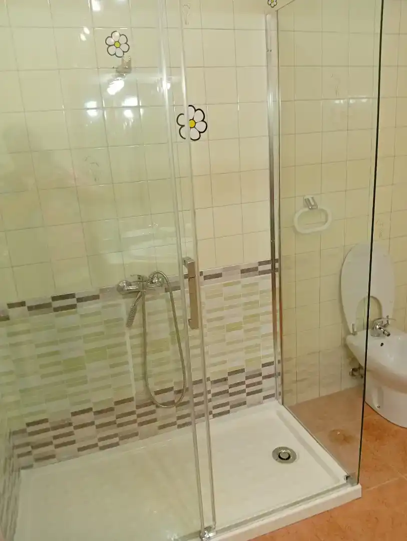 Baño de Piso en venta en Lugo con Parquet, Trastero y Amueblado