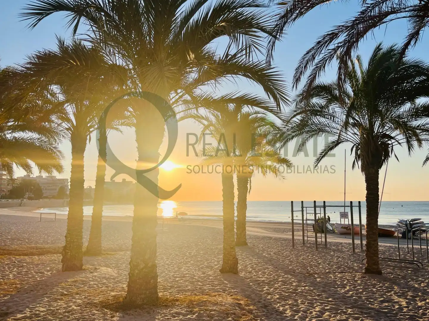 Exterior view of Flat for sale in El Campello  with Terrace, Furnished and Balcony