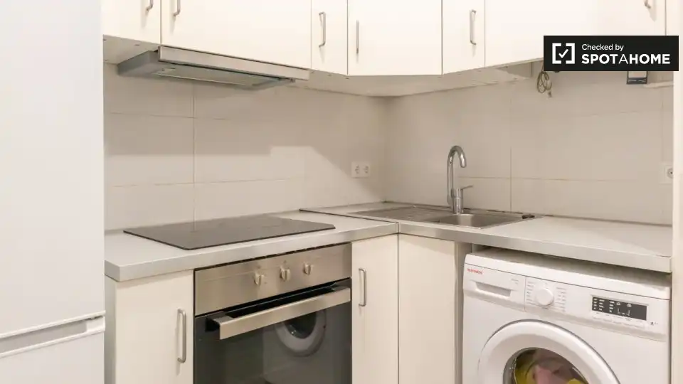 Room in Justicia - Chueca