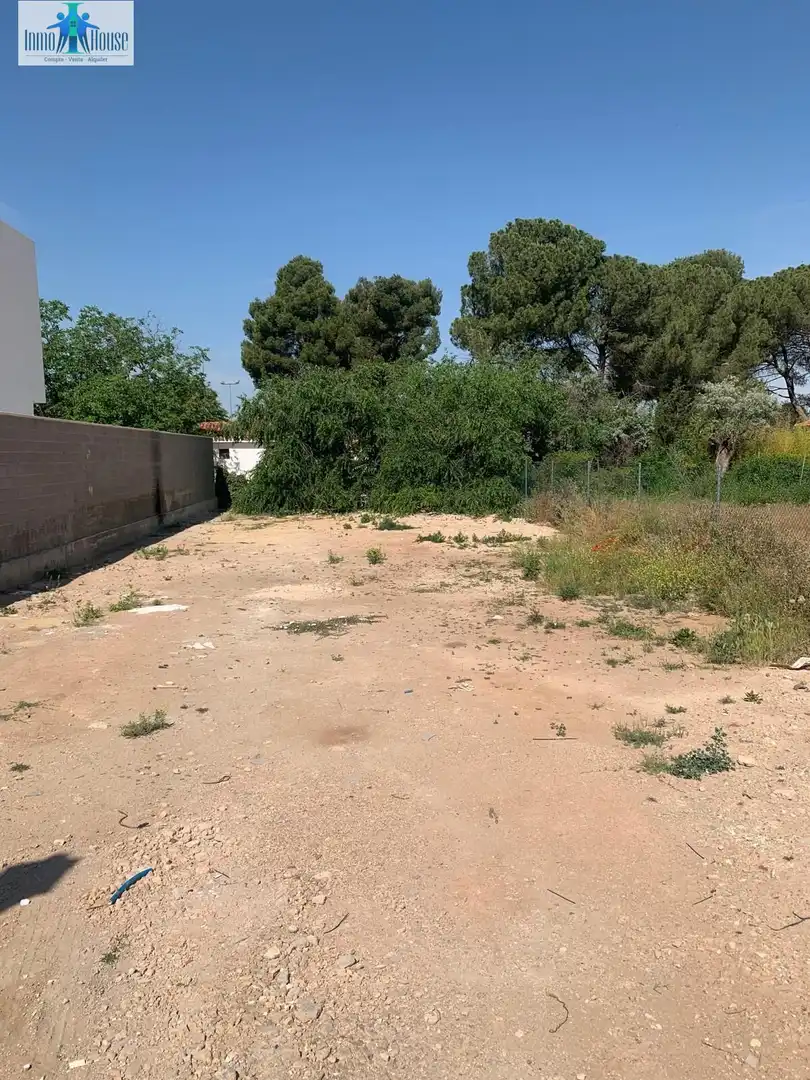 Terreno residenziale in vendita a Pedanías - Extrarradio