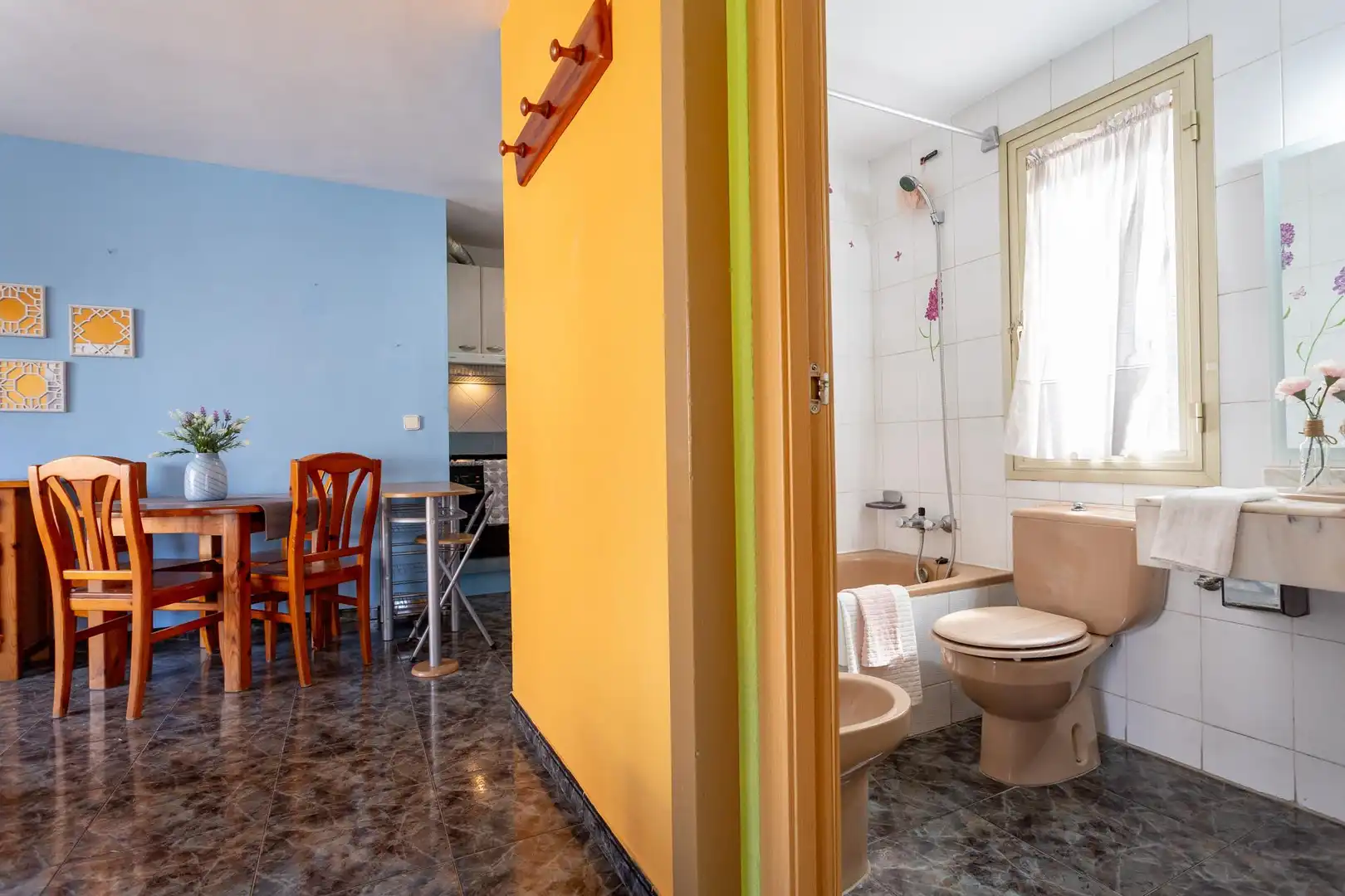 Baño de Apartamento en venta en Salou con Terraza y Piscina