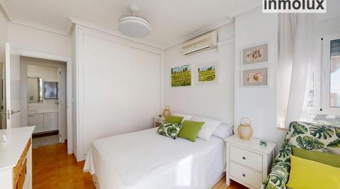 Photo 4 of Single-family semi-detached for sale in Calle Islas Baleares, Los Arenales del Sol, Alicante