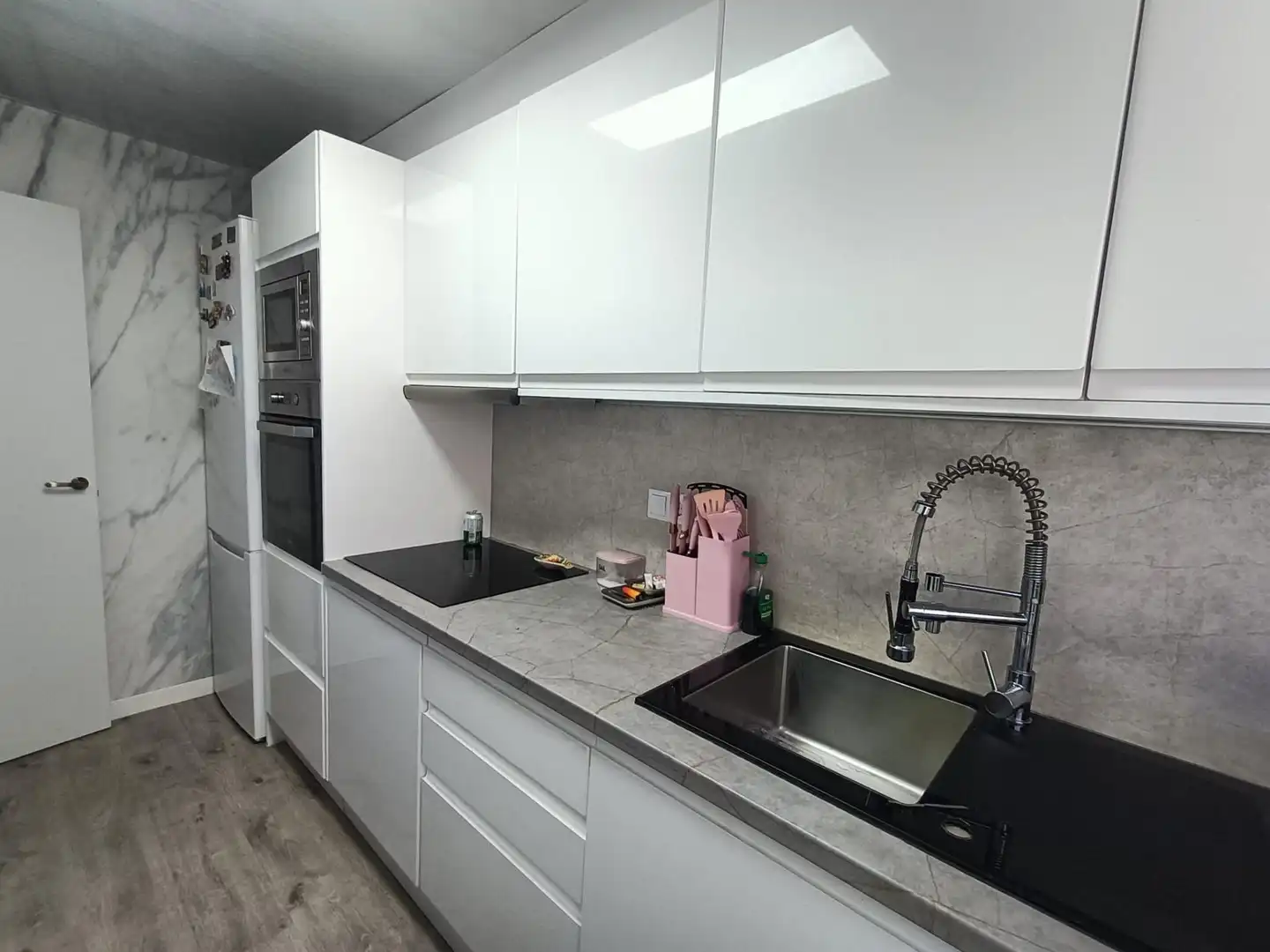 Cocina de Piso en venta en Malgrat de Mar con Parquet, Terraza y Balcón