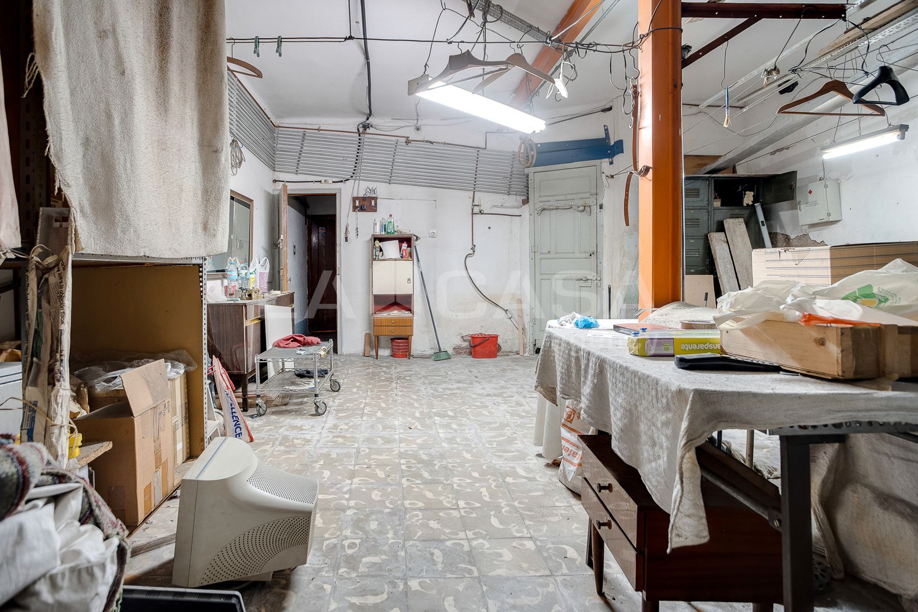 Local en venta en L'Hospitalet de Llobregat