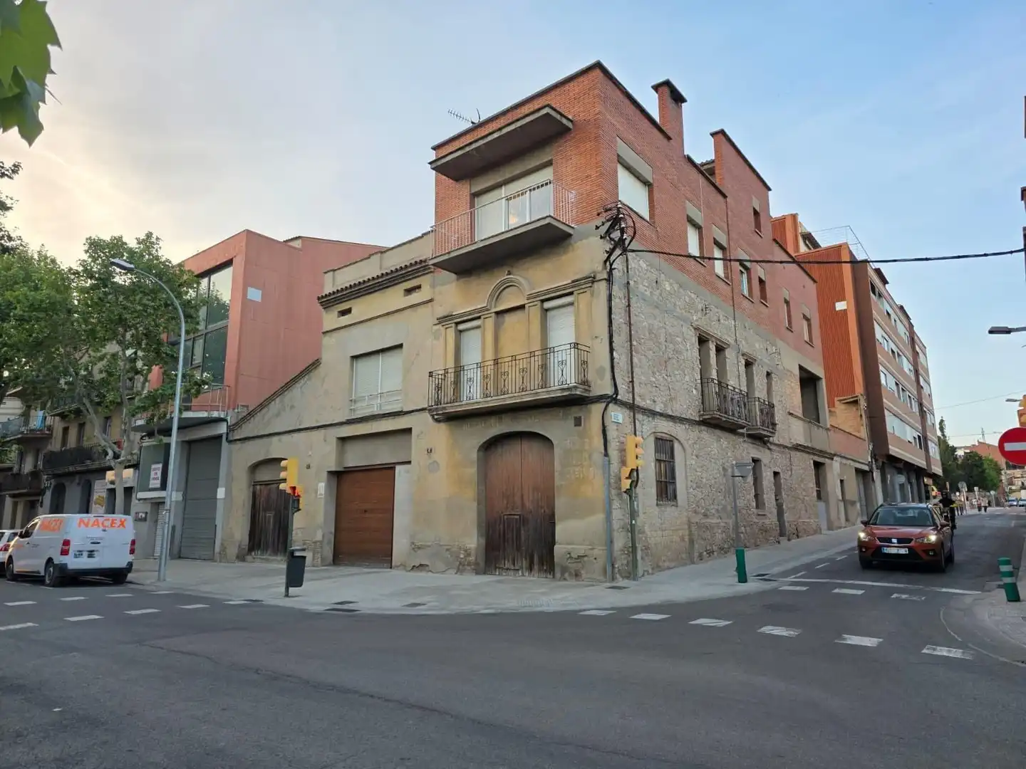 Außenansicht von Haus oder Chalet zum Verkauf in Igualada mit Heizung, Terrasse und Abstellraum