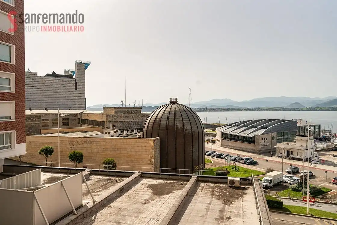 Pis amb ascensor en venda a Reina Victoria, imagen 2