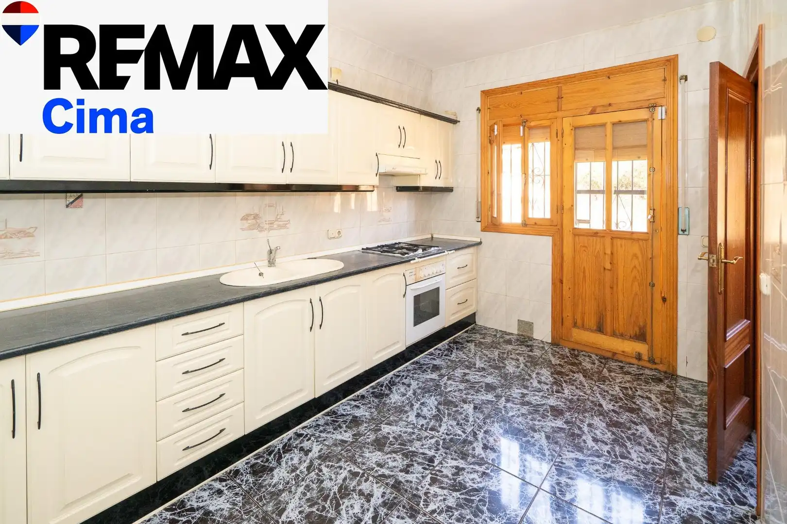 Cocina de Casa o chalet en venta en Baza con Terraza y Balcón