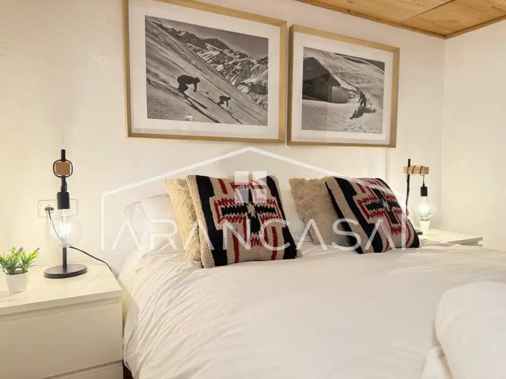 Bedroom of Apartments for sale in Naut Aran