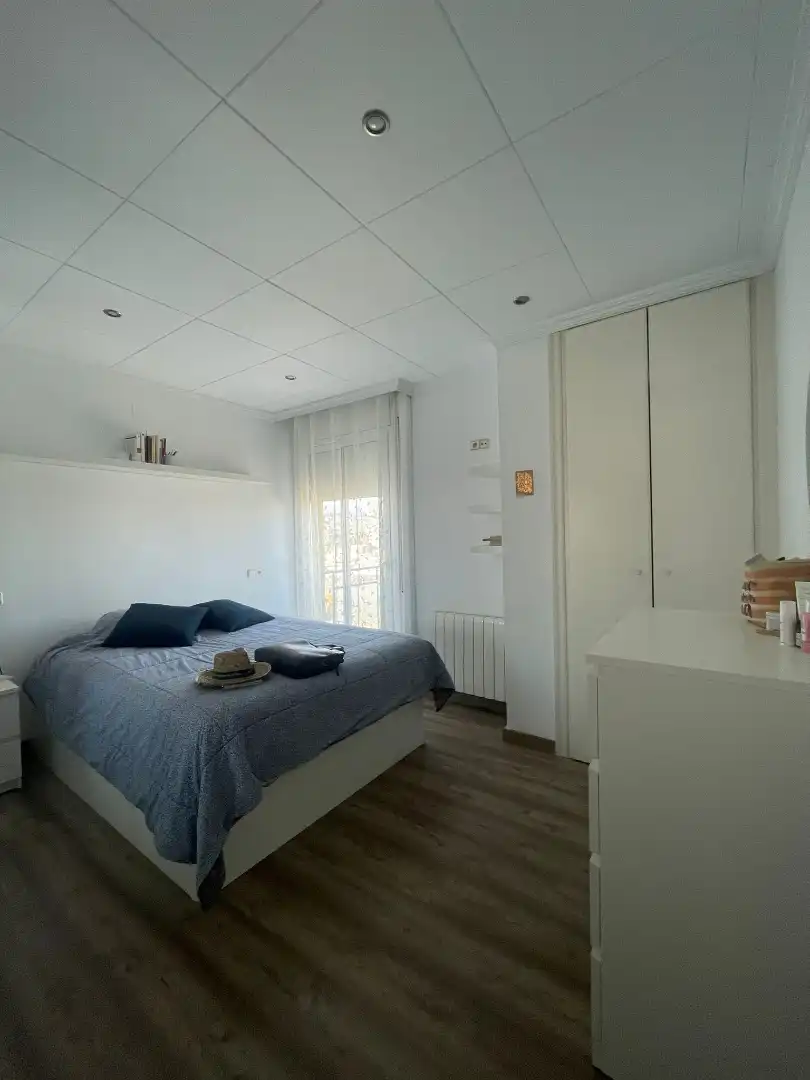 Bedroom of Flat for sale in Barcelona  with Air Conditioner, Heating and Furnished