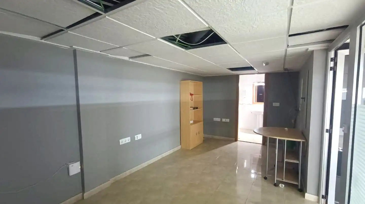 Business premises for sale in Doctor Artero Guirao, imagen 23
