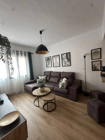 Piso en Venta en Calle José Ramón Cuervo Cang en La Felguera