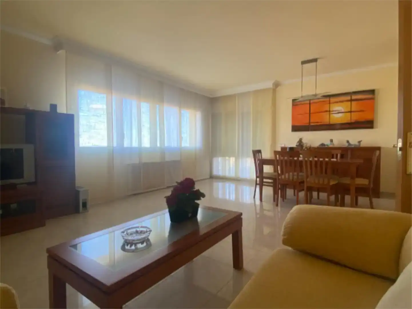 Sala d'estar de Casa o xalet en venda en Vilamalla amb Aire condicionat i Piscina