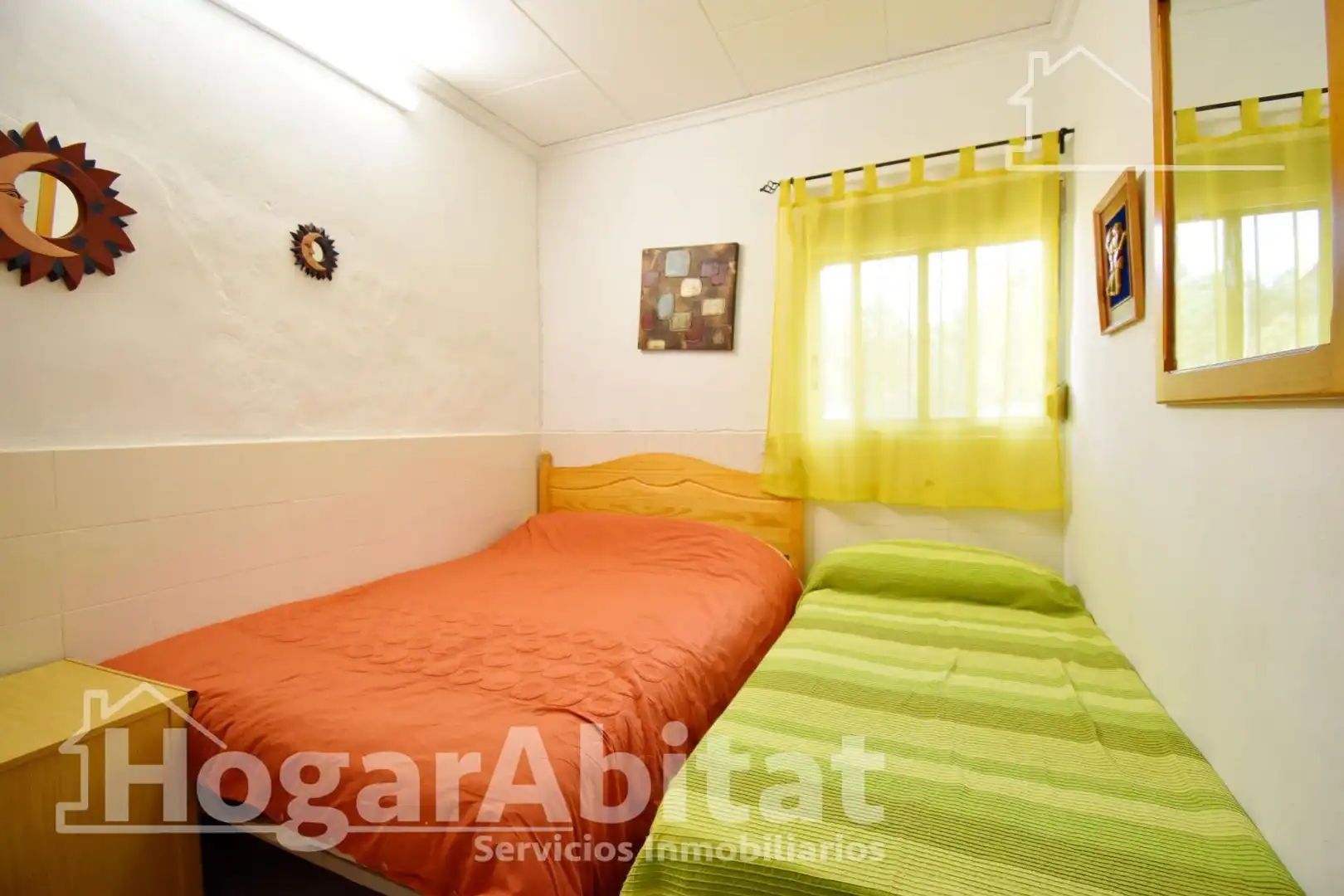 Habitación de Casa o chalet en venta en Simat de la Valldigna con Aire acondicionado, Calefacción y Jardín privado