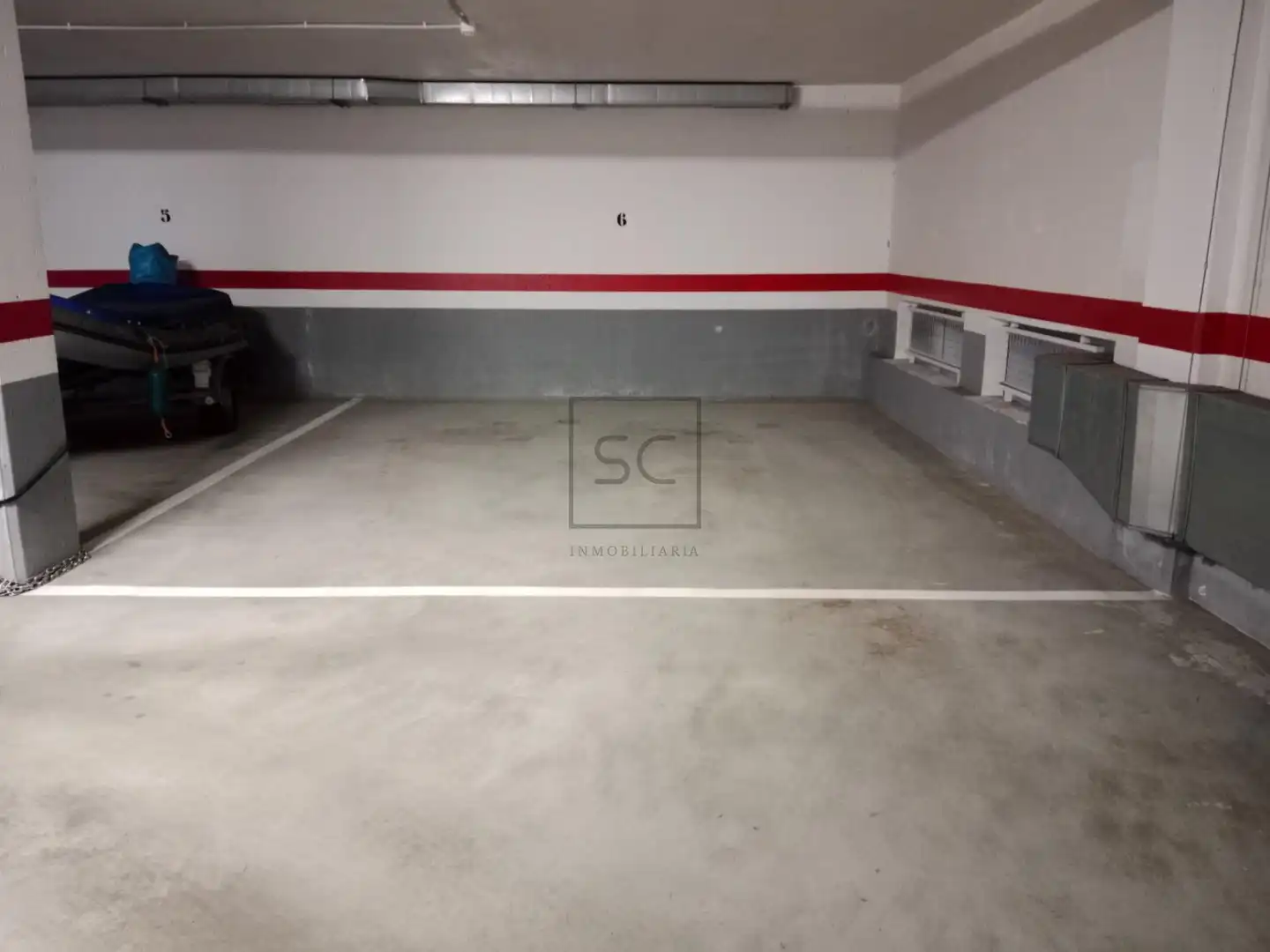 Aparcament de Apartament en venda en Mugardos amb Calefacció i Traster