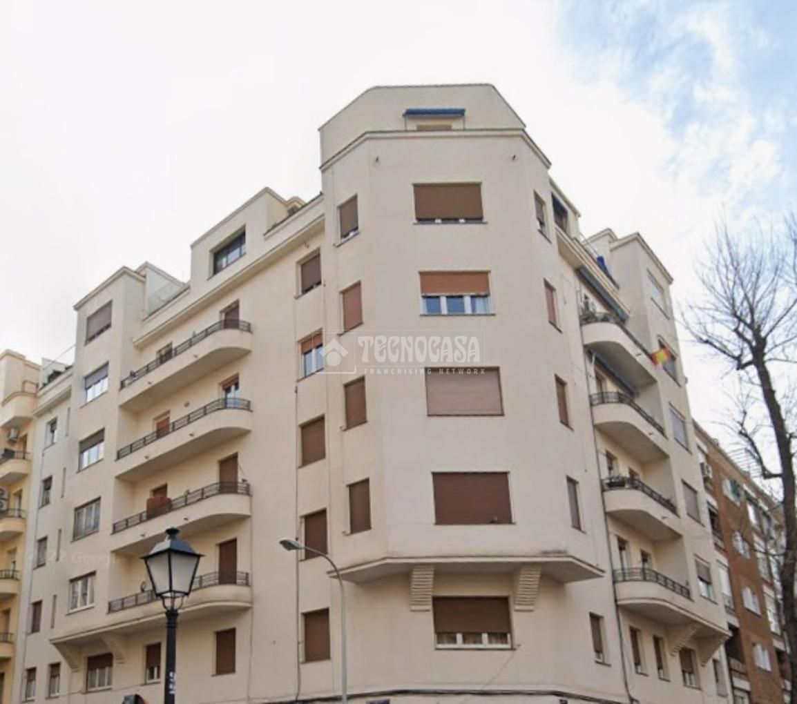 Exterior view of Flat for sale in  Madrid Capital  with Air Conditioner and Heating