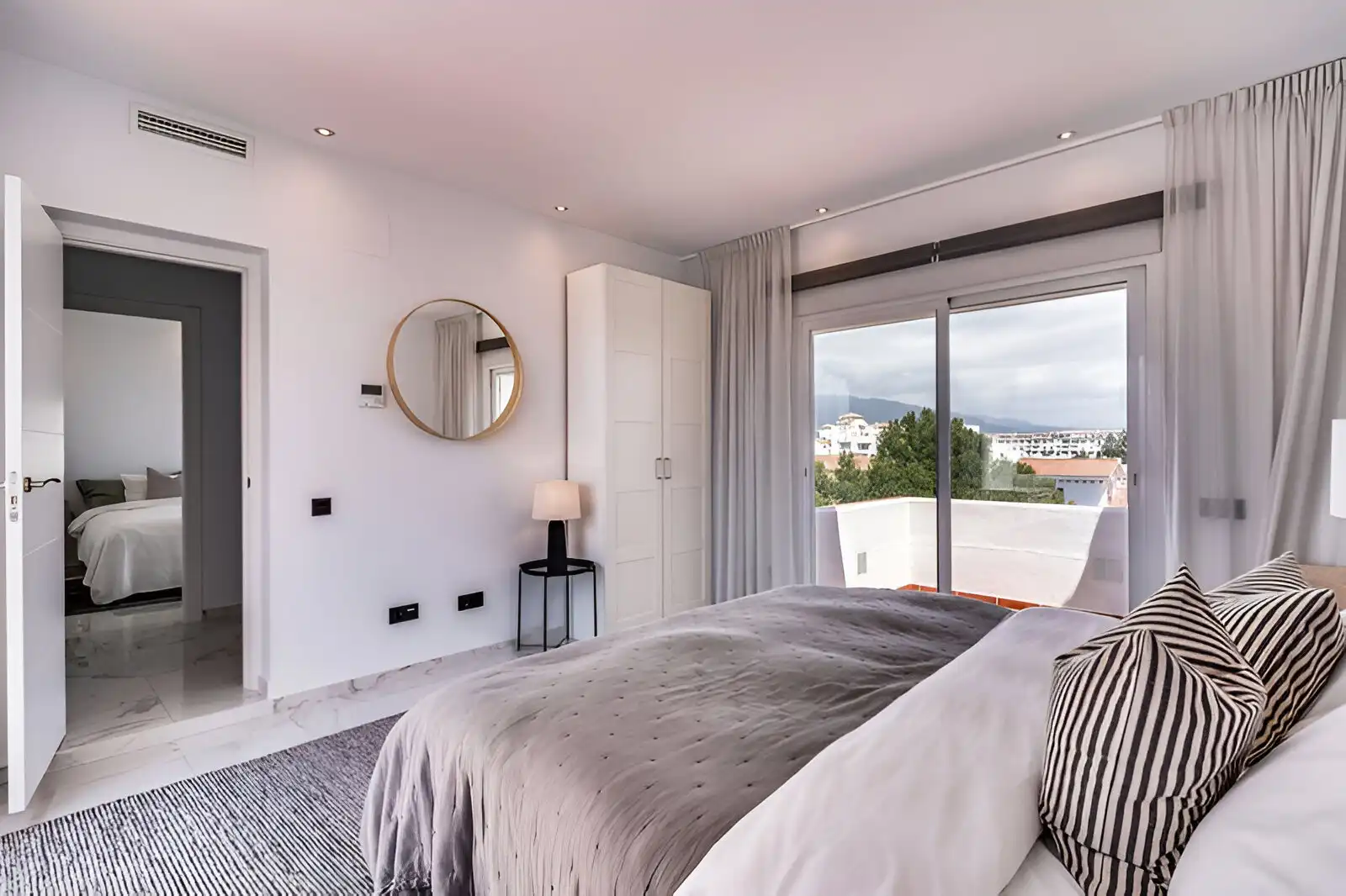 Penthouse mit Pool zum Verkauf in Nueva Andalucía, imagen 21