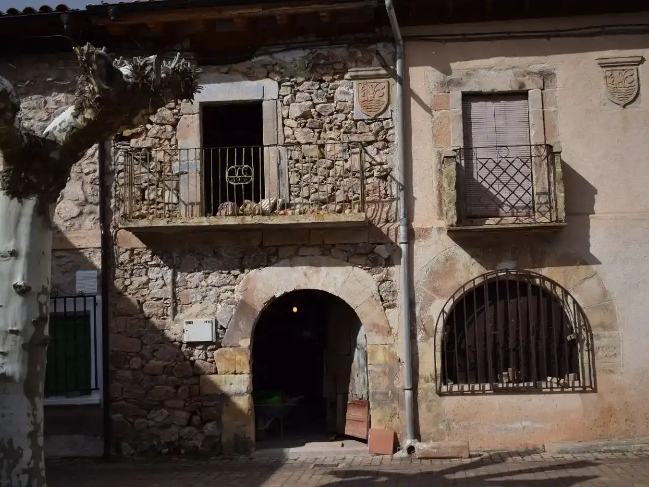 Vista exterior de Piso en venta en Canales de la Sierra, La Rioja