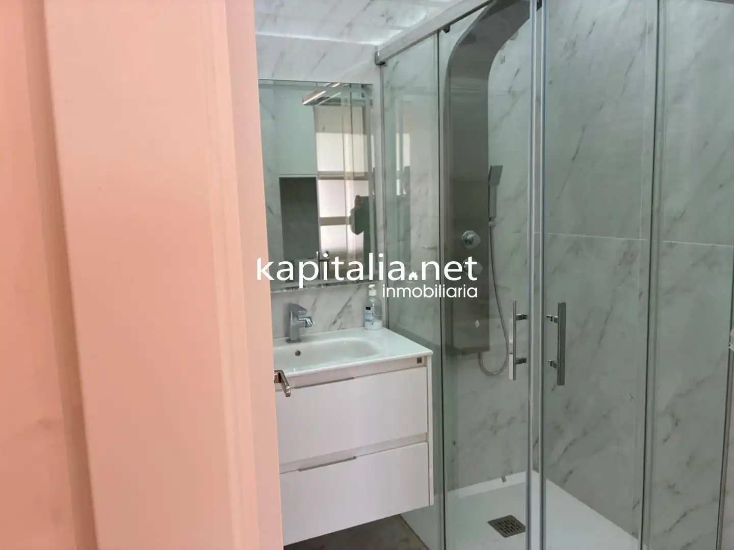 Badezimmer von Wohnung zum Verkauf in Xàtiva mit Möbliert