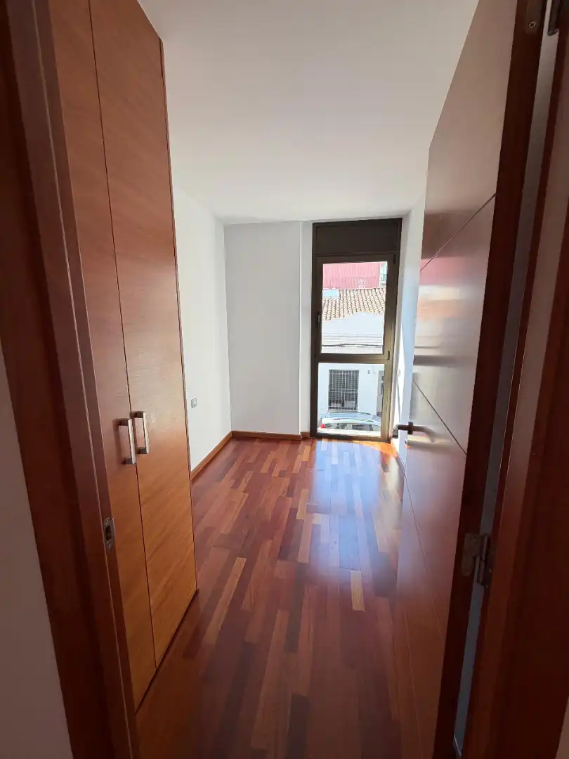 Dormitori de Pis en venda en Sabadell amb Aire condicionat, Calefacció i Parquet