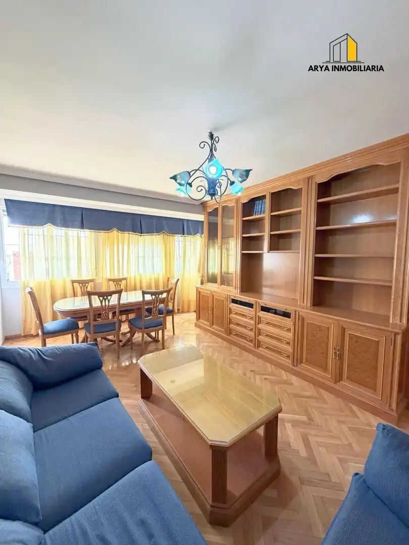 Sala d'estar de Pis en venda en Torrejón de Ardoz amb Aire condicionat i Calefacció