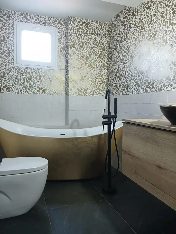 Baño de Ático en venta en Zaragoza con Aire acondicionado, Calefacción y Parquet