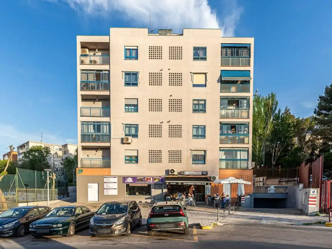 Exterior view of Commercial properties for sale in Coslada  with Heating and Terrace