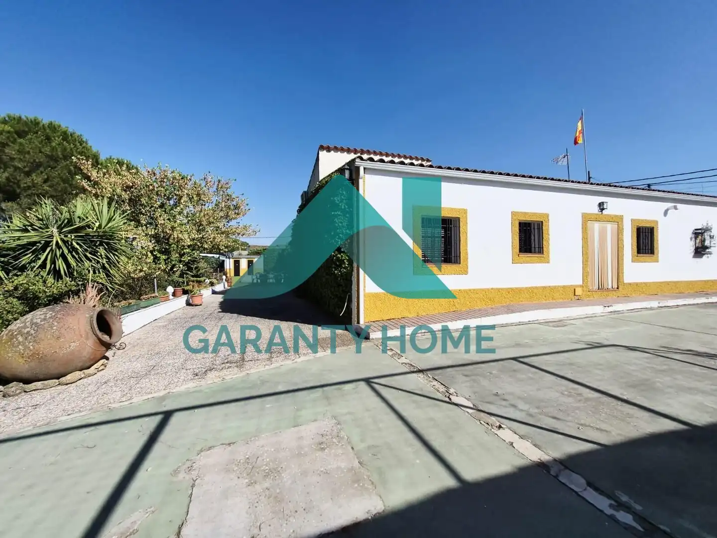 Exterior view of Houses for sale in Casar de Cáceres  with Air Conditioner, Private garden and Terrace
