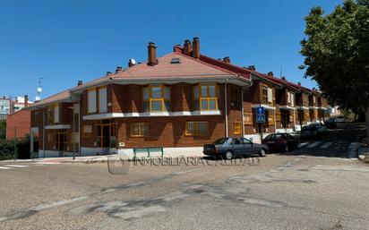 Vista exterior de Casa o xalet en venda en Burgos Capital