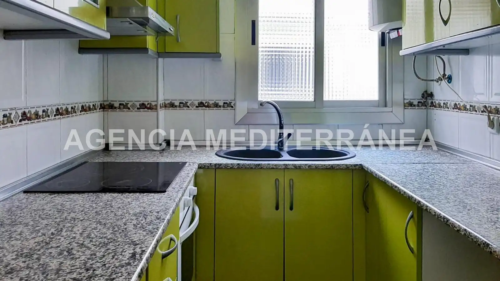 Flat for sale in Calle VALENCIA, Aldaia