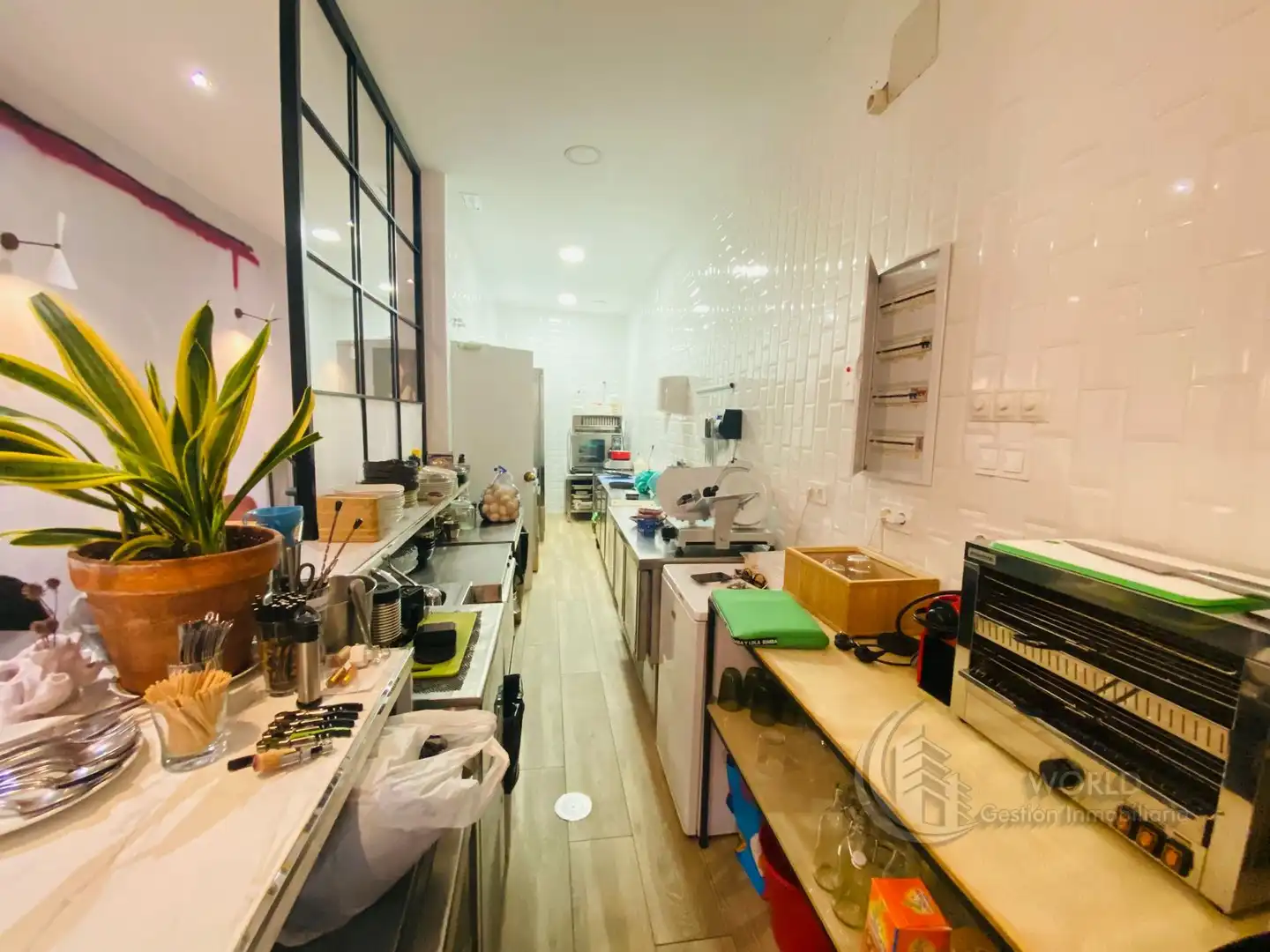Cocina de Local en traspaso en Madrid con Aire acondicionado, Calefacción y Amueblado