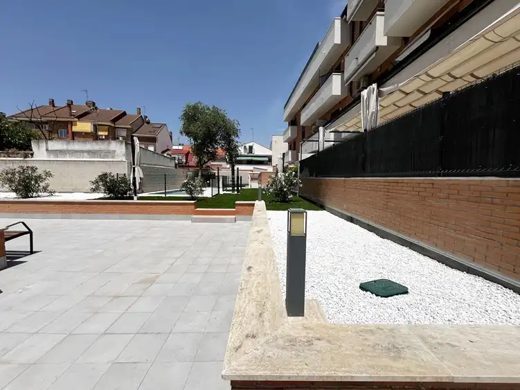 Terrassa de Pis de lloguer en Madrid amb Calefacció, Parquet i Terrassa