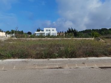 Residential land for sale in Garriguella