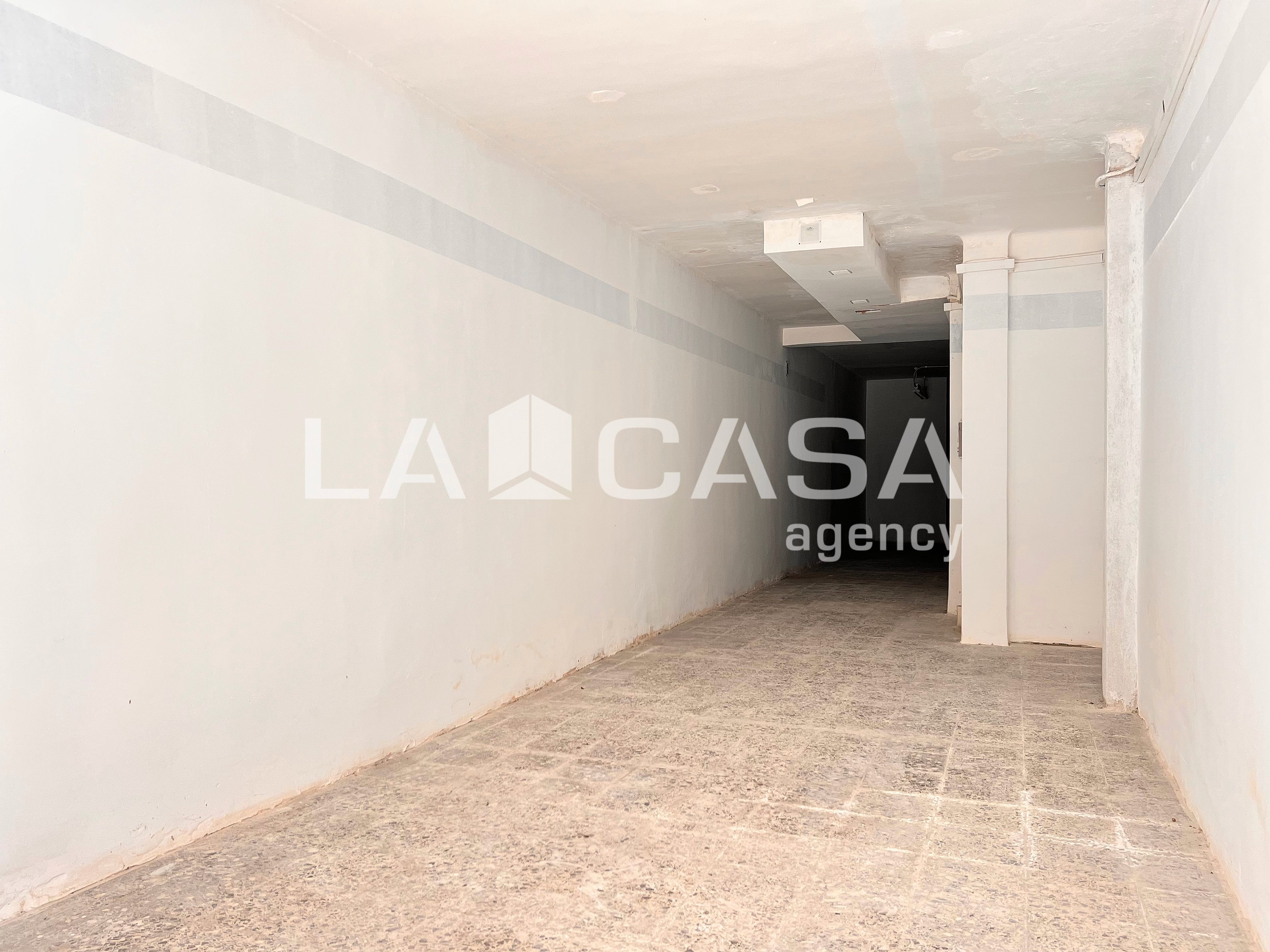 Premises for sale in Badalona