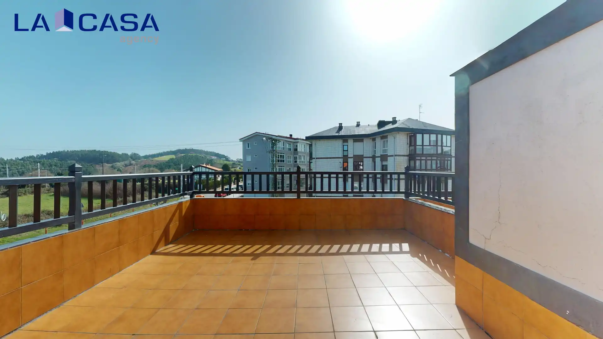 Terrassa de Casa adosada en venda en Barrika amb Terrassa i Traster