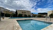 Piscina de Pis en venda en L'Escala amb Terrassa i Piscina comunitària