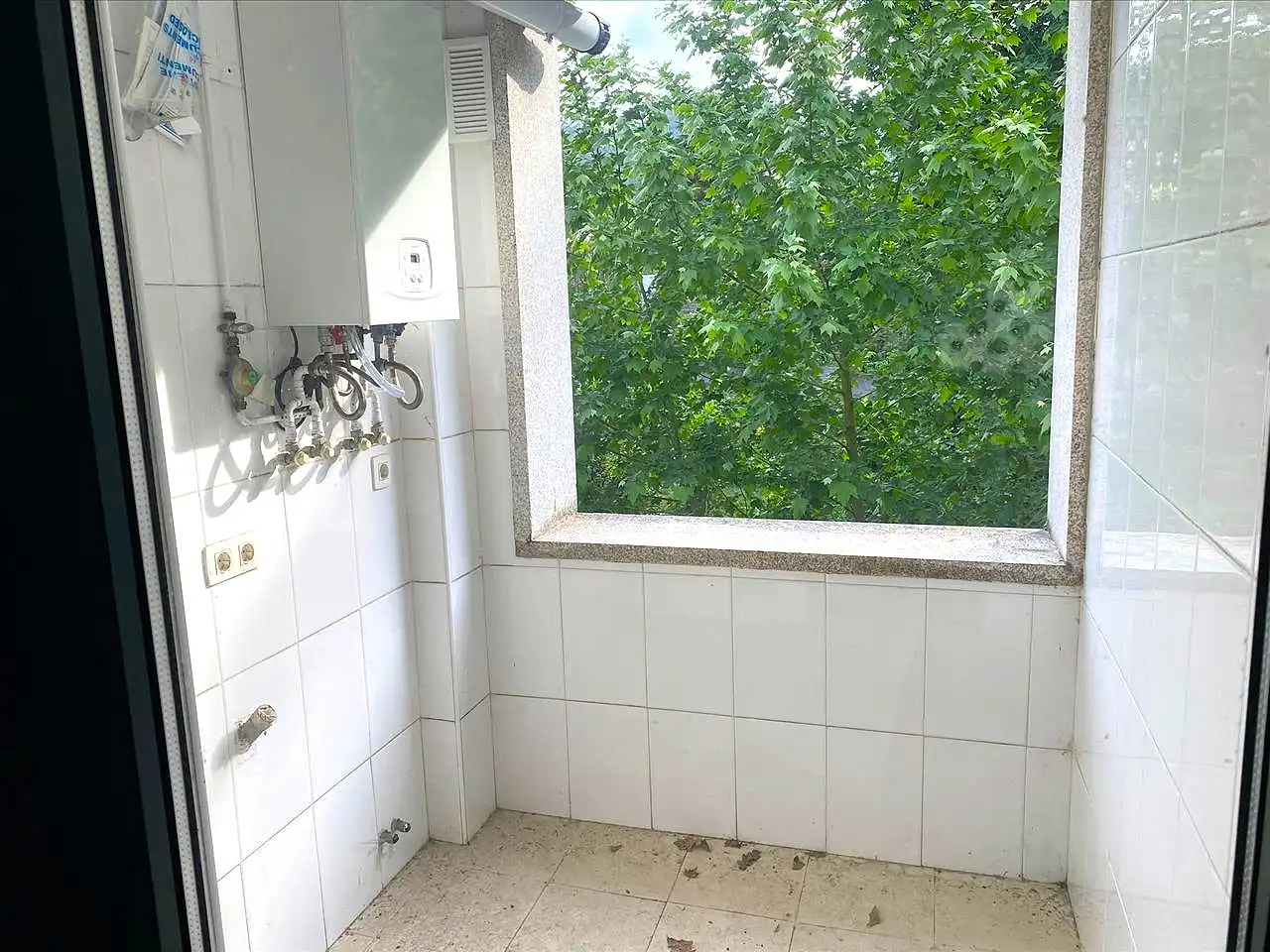 Bathroom of Flat for sale in Mondariz-Balneario  with Parquet flooring