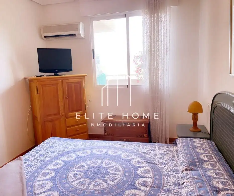 Dormitori de Apartament de lloguer en Castellón de la Plana / Castelló de la Plana amb Aire condicionat, Calefacció i Jardí privat